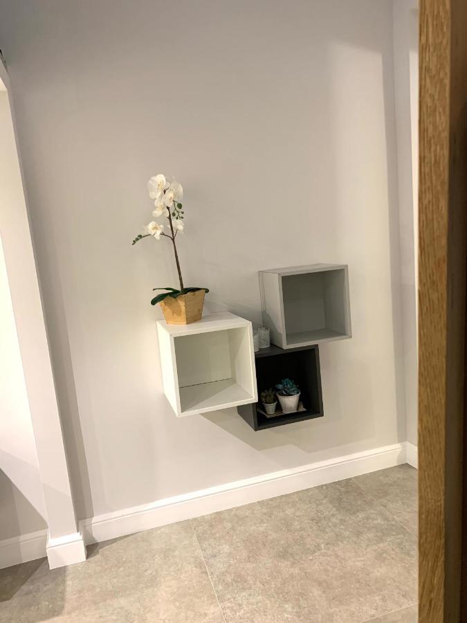 בארי Apartment Rent Casa Almika מראה חיצוני תמונה